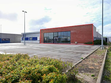 Centraal gelegen instapklare baanwinkel te Middelkerke