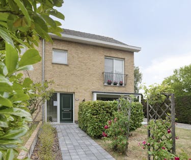 Huis met 3 slaapkamers op 630 m² in Sint-Idesbald