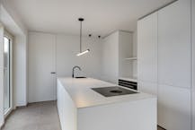 Duplex appartement met 3 slaapkamers aan het water te koop!