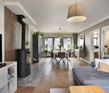 Prachtige driegevelwoning met 3 slaapkamers, inpandige garage en grote zonnige tuin in Wolvertem !