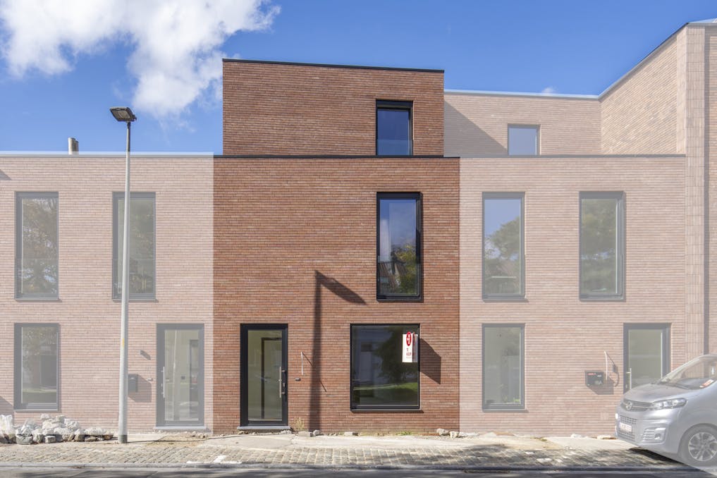 Nieuwbouwwoning met 4 slaapkamers te koop centrum Kortrijk