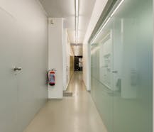 Kantoor met woonst te koop in Sint-Michiels (380 m²)