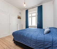 Uniek, historisch en ruim appartement te koop op de zeedijk