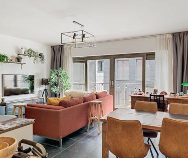 Laeken - Spacieux appartement 2 chambres avec parking