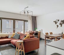 Laeken - Spacieux appartement 2 chambres avec parking