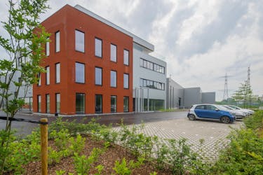 Nieuwbouw kantoren in industriezone Grote Nest Evergem