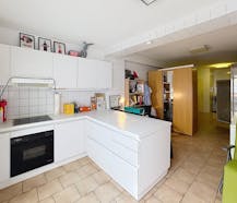 Handelspand met frontaal zeezicht in Blankenberge (82m²)