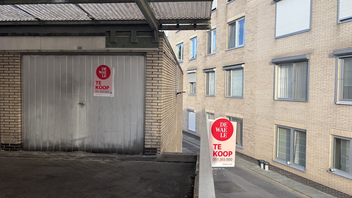 Garage te koop op een centrale ligging te Roeselare!