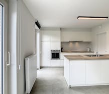 Recente woning met 3 kamers, tuin en garage in Poperinge