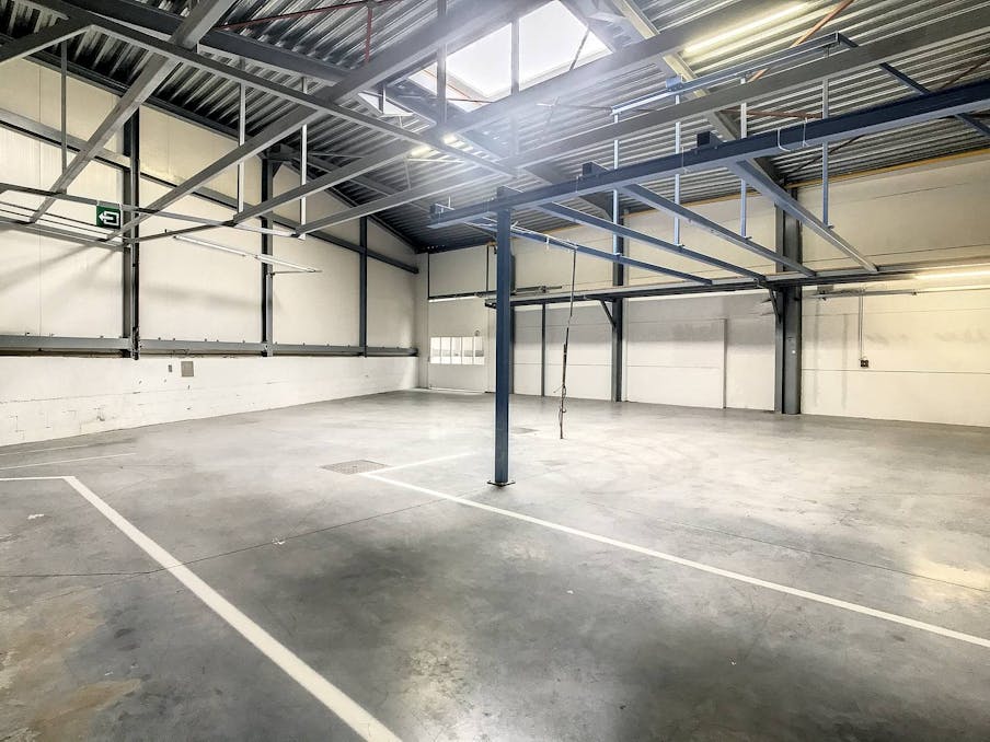 Magazijn te huur van ca. 200 m² in Kuurne