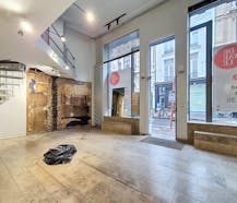 Charmant handelspand met woonst te huur in centrum Gent