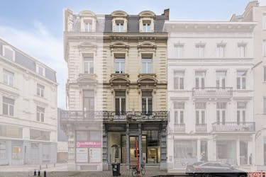 Charmant handelspand met woonst te huur in centrum Gent