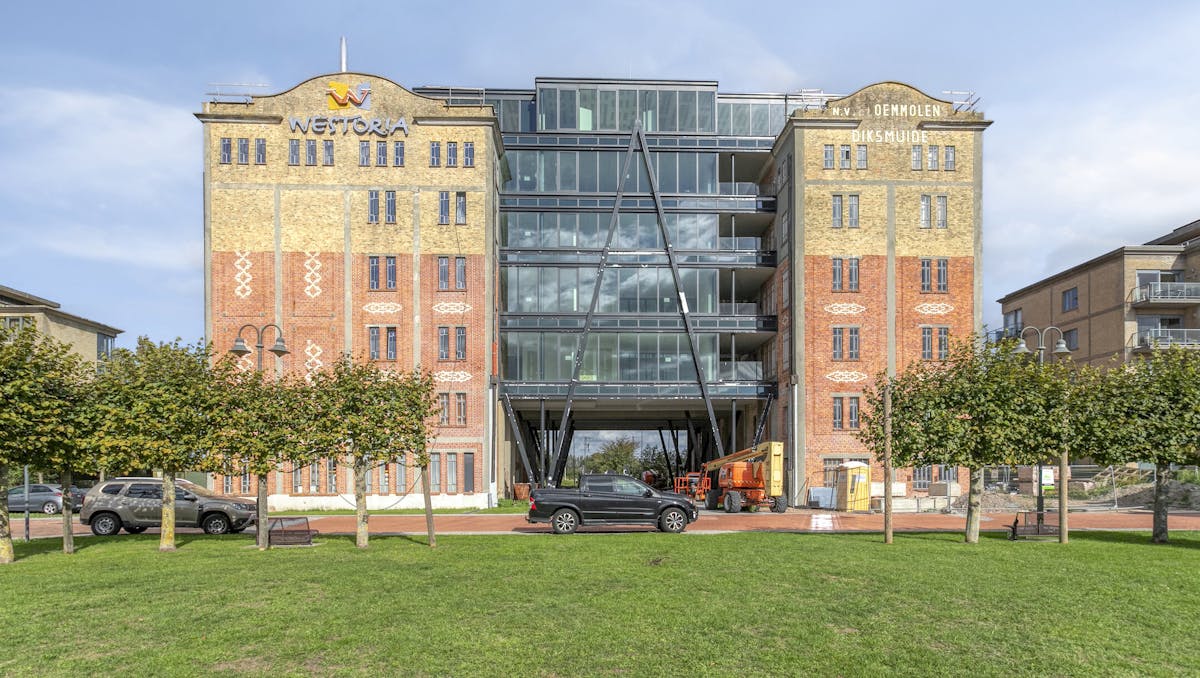 Bloemmolens - uitzonderlijk appartement te koop in Diksmuide