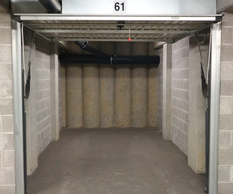 Garage box for rent!