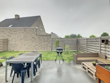 Nieuwbouwwoning met 3 kamers, garage en tuintje te huur in Vleteren!