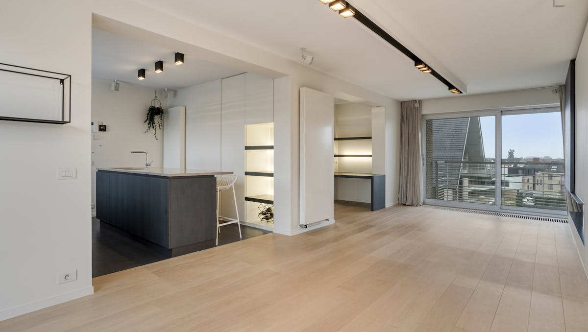 Stijlvol duplex appartement te koop aan de Kleine Bassin