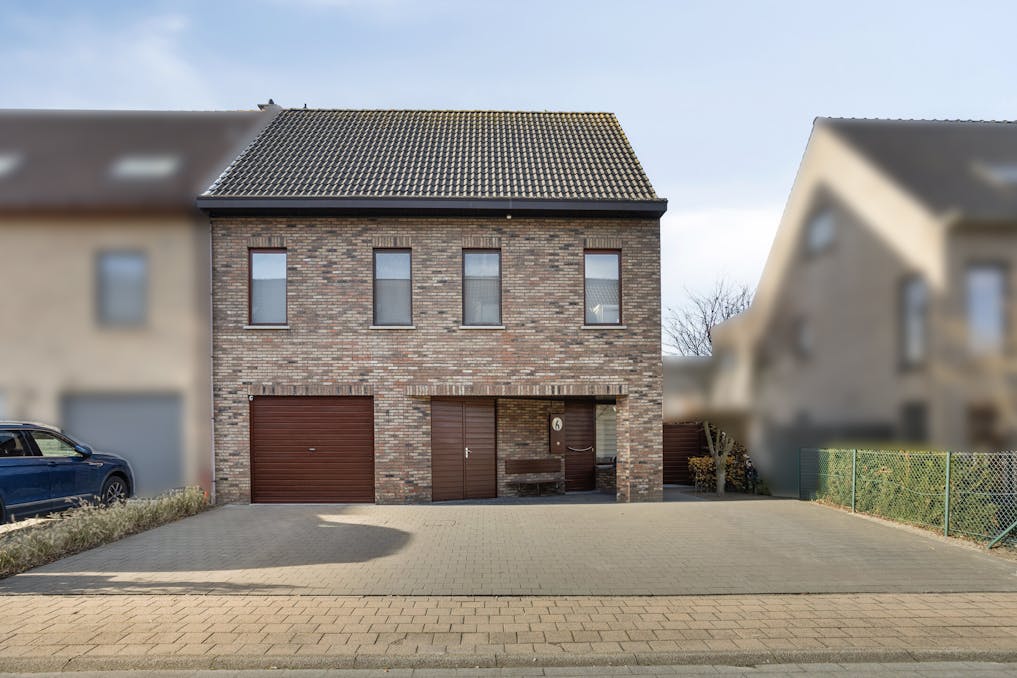 Huis te koop met 3 slaapkamers en garage in Schelle