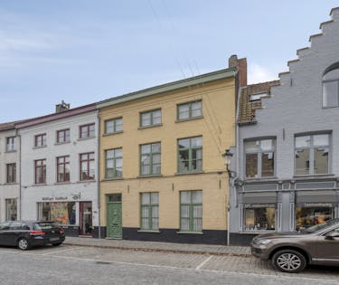Huis te koop in centrum Brugge, nabij Ezelpoort