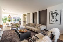 Uitzonderlijke stadswoning met praktijkruimte in Torhout