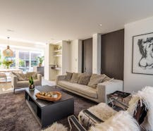 Uitzonderlijke stadswoning met praktijkruimte in Torhout