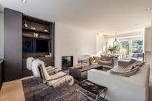 Uitzonderlijke stadswoning met praktijkruimte in Torhout