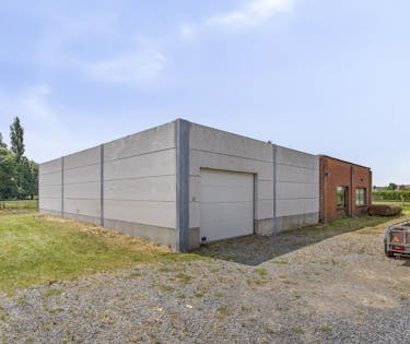Magazijn van ca. 300m² te koop in Ingelmunster
