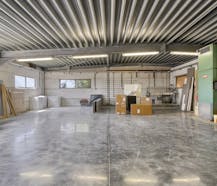 Magazijn van ca. 300m² te koop in Ingelmunster
