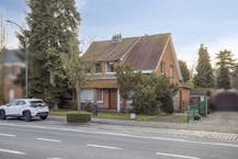 Huis met 5 slaapkamers en landbouwgrond van 3.150m² in Wommelgem!