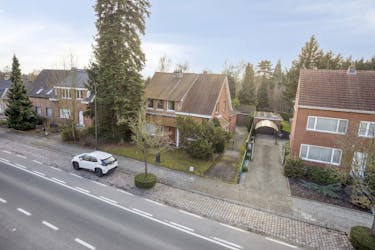 Huis met 5 slaapkamers en landbouwgrond van 3.150m² in Wommelgem!
