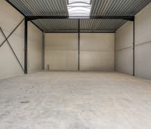 Nieuwbouw KMO-unit van ca.216m² te koop in Tielt
