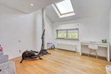 Opbrengsteigendom te koop op toplocatie te Assebroek