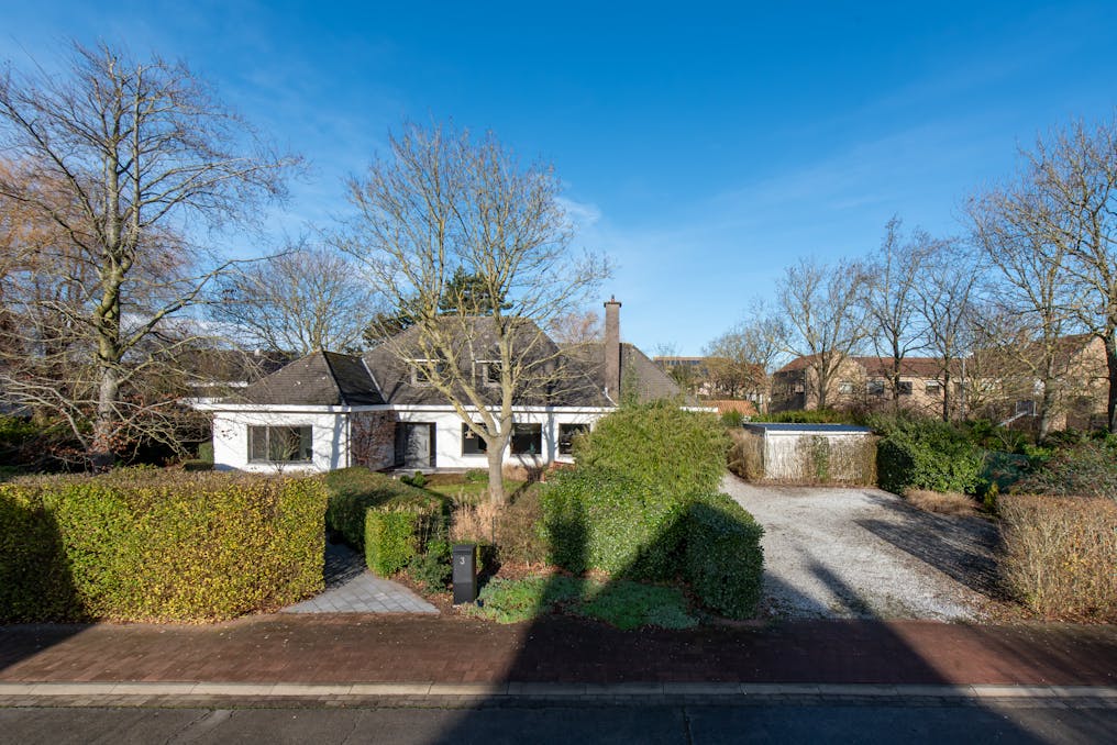 Villa op een prachtig perceel (1.349m²) te Oostende