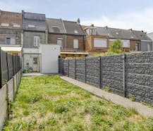 Instapklare rijwoning met tuin te koop in Mechelen.