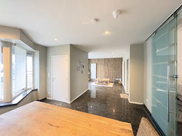 Multifunctioneel huis met 3 kamers te koop in Desselgem