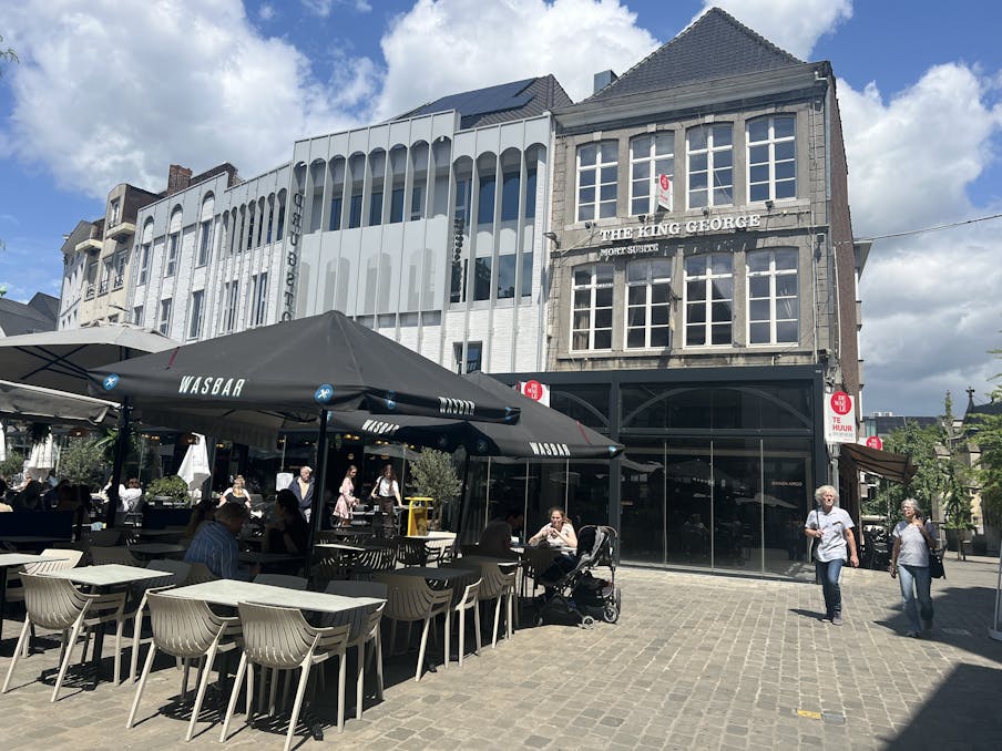 Handelspand in het centrum van Hasselt, op de Grote Markt.
