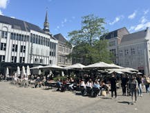 Handelspand in het centrum van Hasselt, op de Grote Markt.
