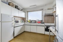 Lichtrijk hoekappartement met garage te koop in Sint-Michiels