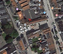 Staanplaats in gesloten garage te koop in Ieper centrum