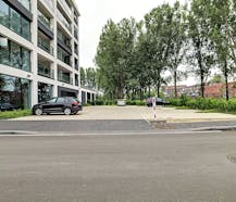 Parkeerplaats nabij centrum Ingelmunster.