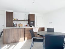 Nieuwbouw appartement met terras en staanplaats te Rumbeke.