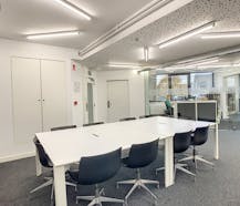 Instapklaar kantoor van ca. 21,62m² in 3koningen Torhout