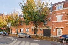 Huis te Ukkel met 7 slaapkamers en ruime tuin