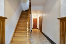 Ruim huis te koop Merksem met garage en zonnige tuin