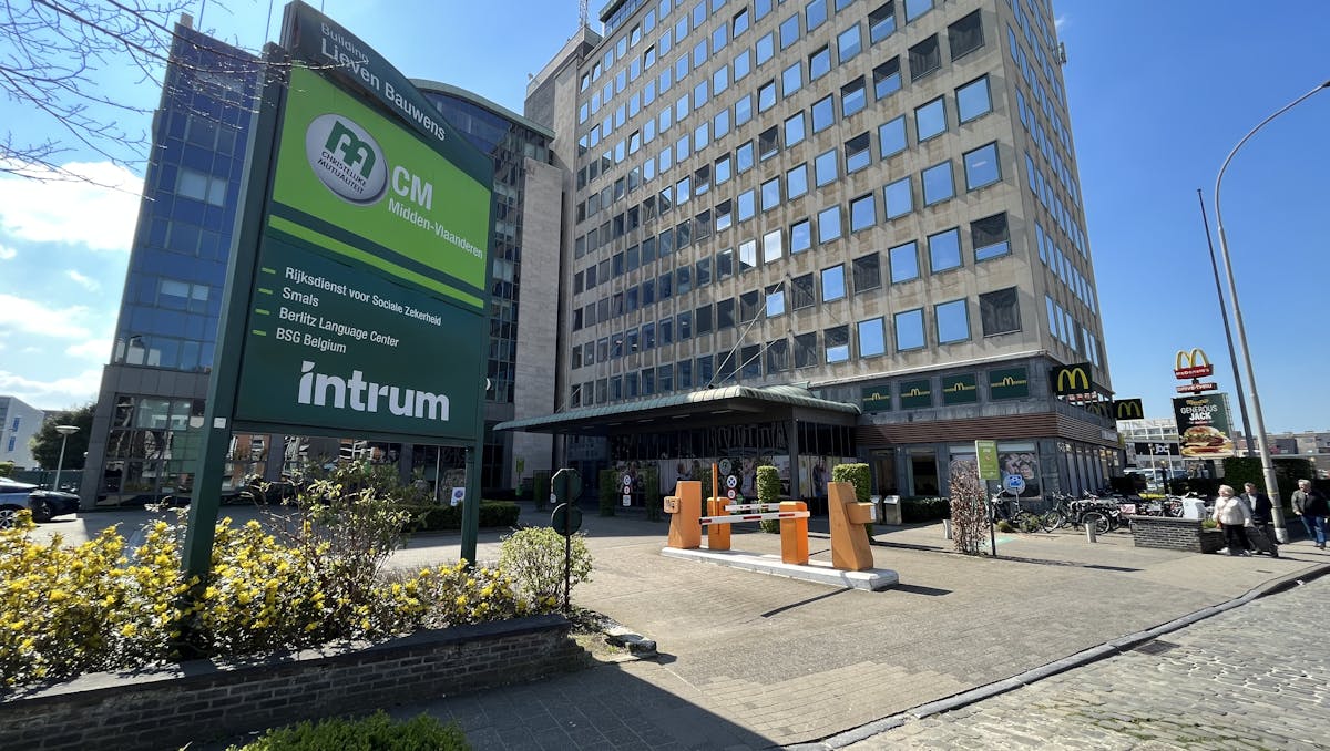 Vlot bereikbare kantoorruimte (512 m²) te huur in Gent