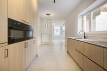 Gerenoveerde woning met drie slaapkamers te koop in Brugge 