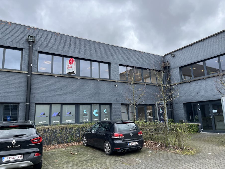 Recent kantoor op Philipssite te Brugge.