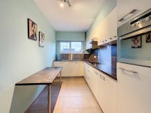 Gelijkvloers appartement met 2 slaapkamers en garagebox!