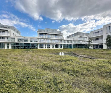 Appartement met 2 slaapkamers en prachtig terras te huur in Sint-Michiels