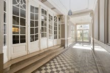 Investment property – 4 units with inner courtyard