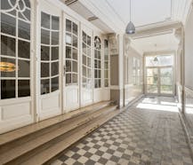 Investment property – 4 units with inner courtyard